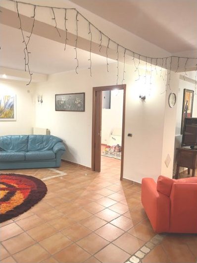Villino in Contrada Pagliarone a Avellino — asta giudiziaria — fotografia 12