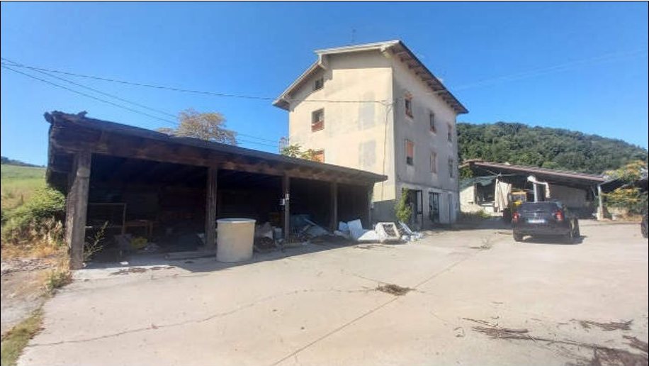 Compendio pignorato in V. Castagneto, 55 a Pavullo nel Frignano — asta giudiziaria — fotografia 24