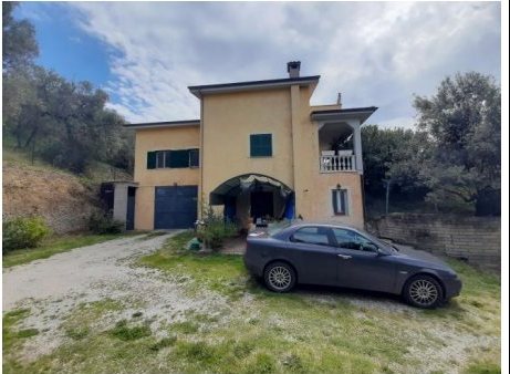 Abitazione civile in Via Fontecarmine a Castelnuovo di Farfa — asta giudiziaria — fotografia 6