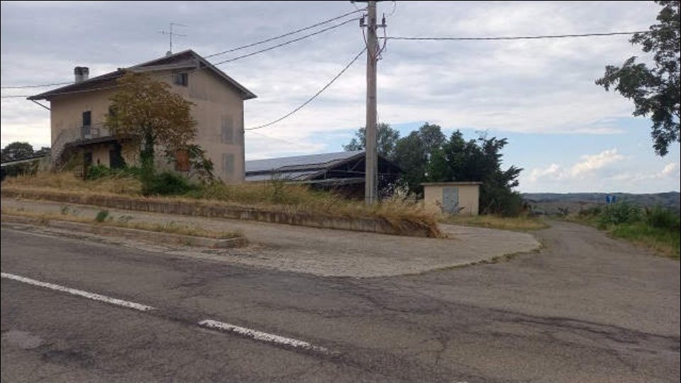 Compendio pignorato in V. Castagneto, 55 a Pavullo nel Frignano — asta giudiziaria — fotografia 7