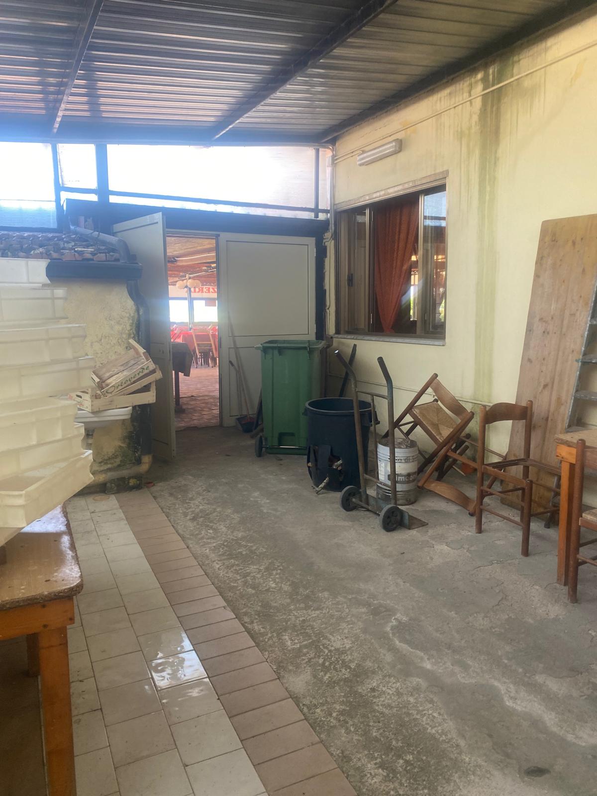 Negozio o bottega a Cellole, Caserta