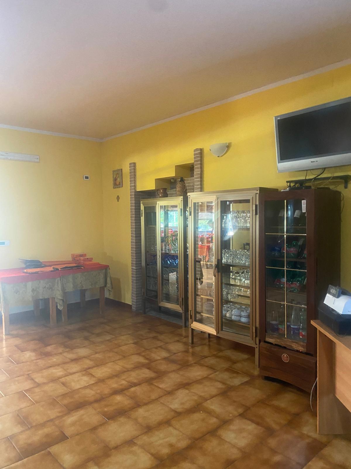 Negozio o bottega in Via Fontana Vecchia a Cellole — asta giudiziaria — fotografia 5