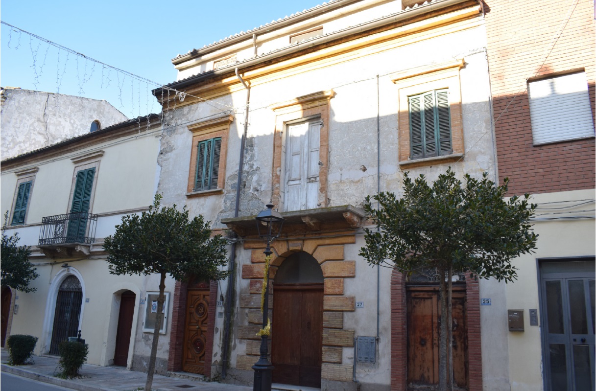 Abitazione economica a Gissi, Chieti