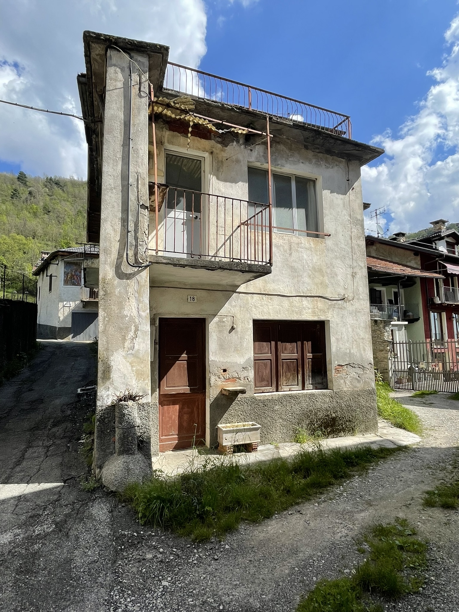 Abitazione civile a San Damiano Macra, Cuneo