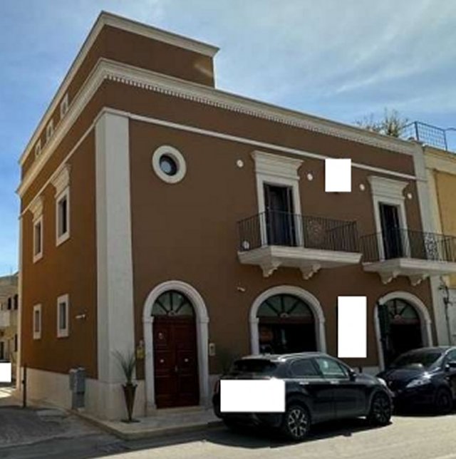 Negozio a Fasano, Brindisi