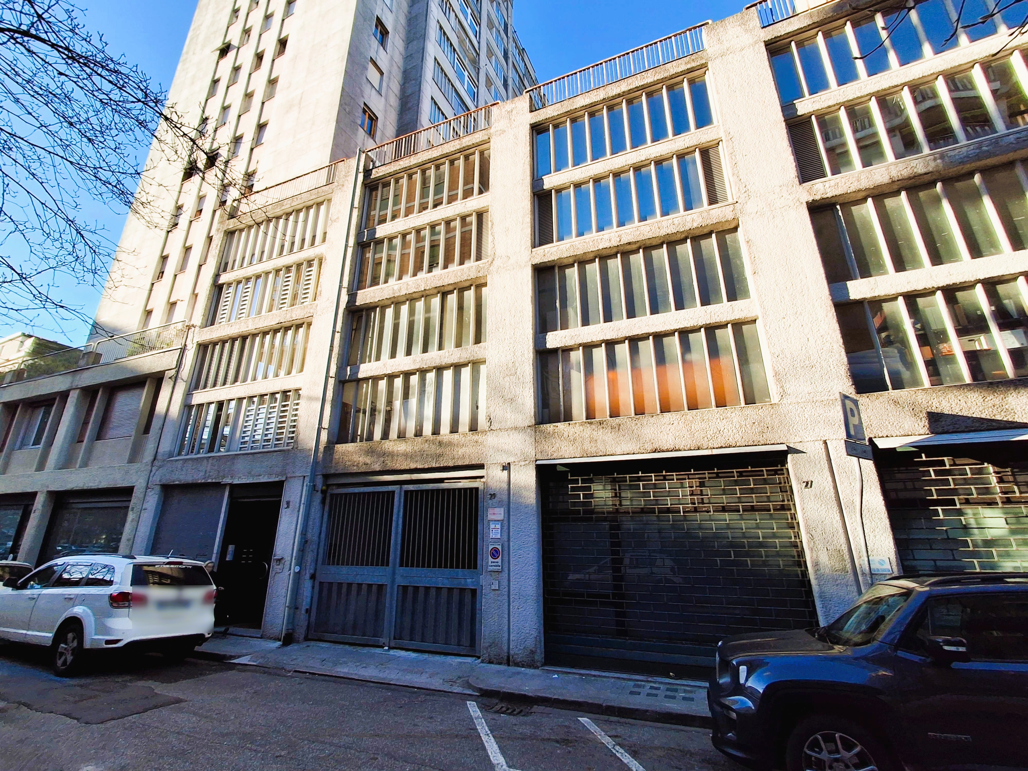 Garage o autorimessa a Udine