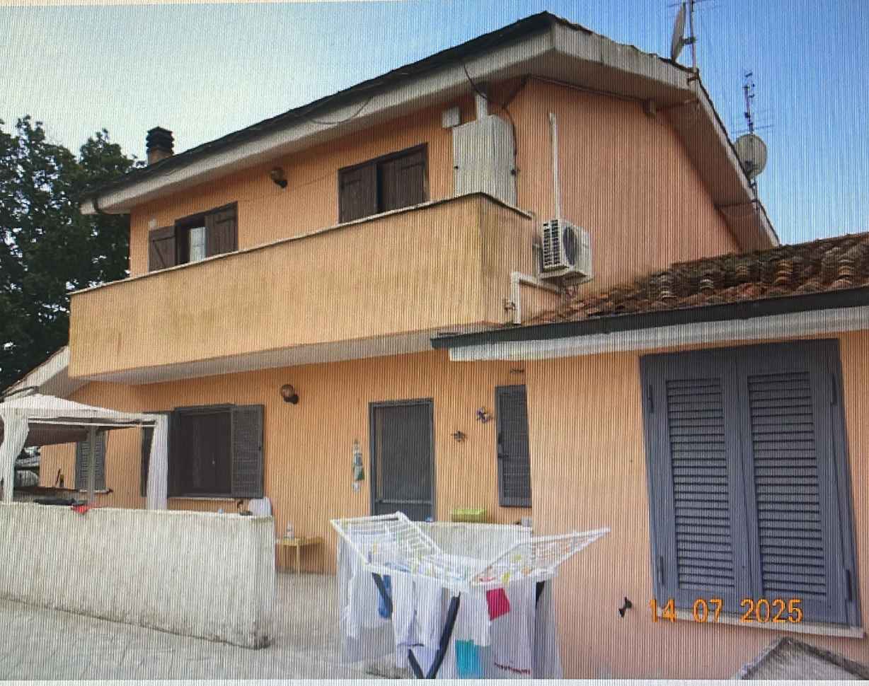 Abitazione civile a Sabaudia, Latina