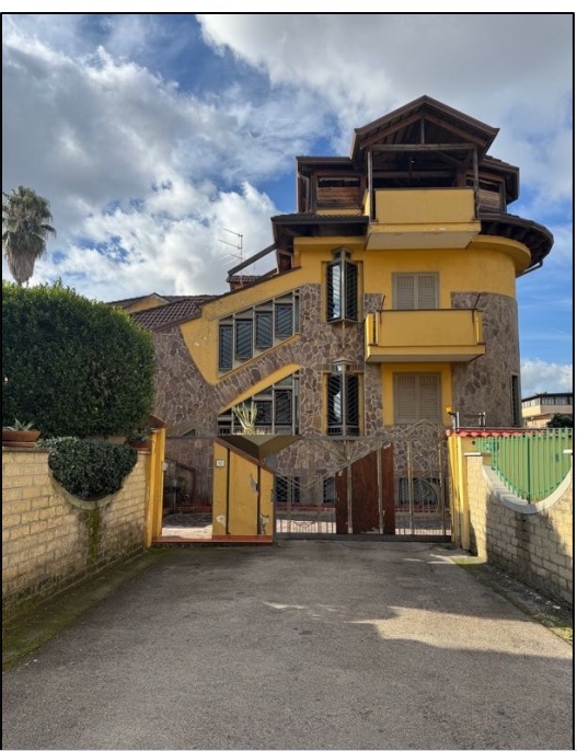 Abitazione civile a Villaricca, Napoli