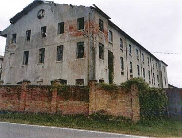 Edificio a destinazione particolare a Farra di Soligo, Treviso