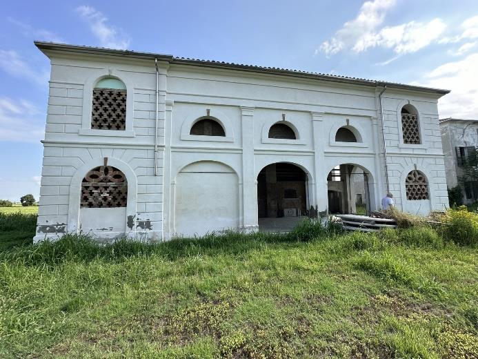 Fabbricato rurale a Moglia, Mantova