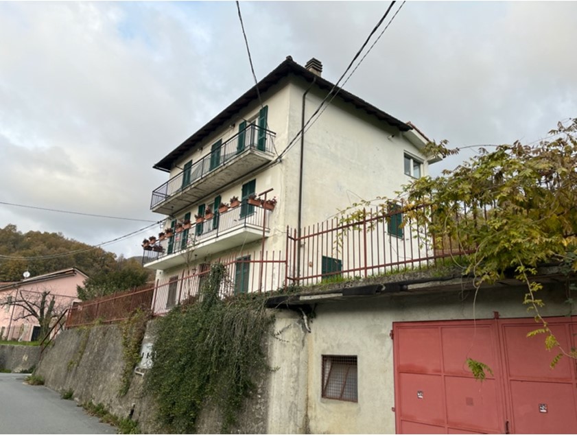 Abitazione economica a Savignone, Genova