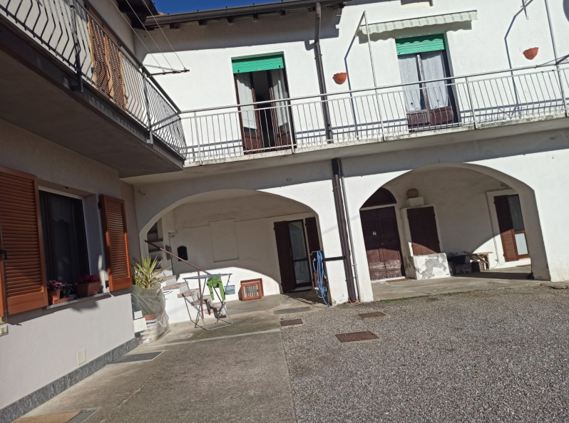 Abitazione economica a Appiano Gentile, Como