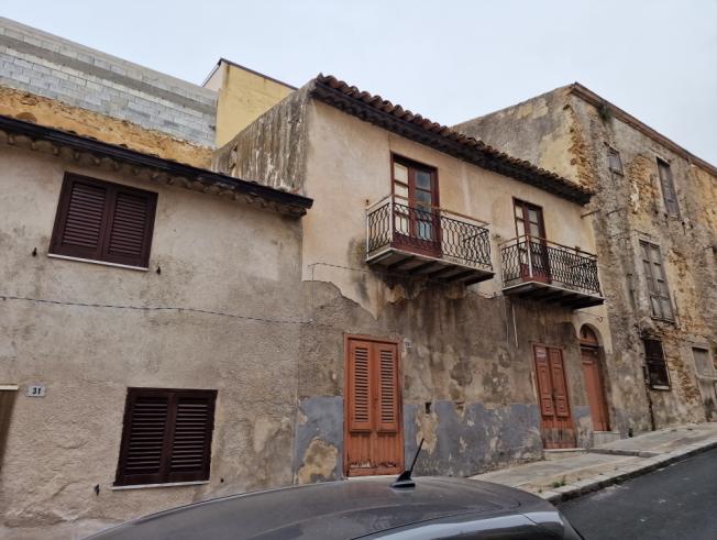 Abitazione popolare a Montemaggiore Belsito, Palermo