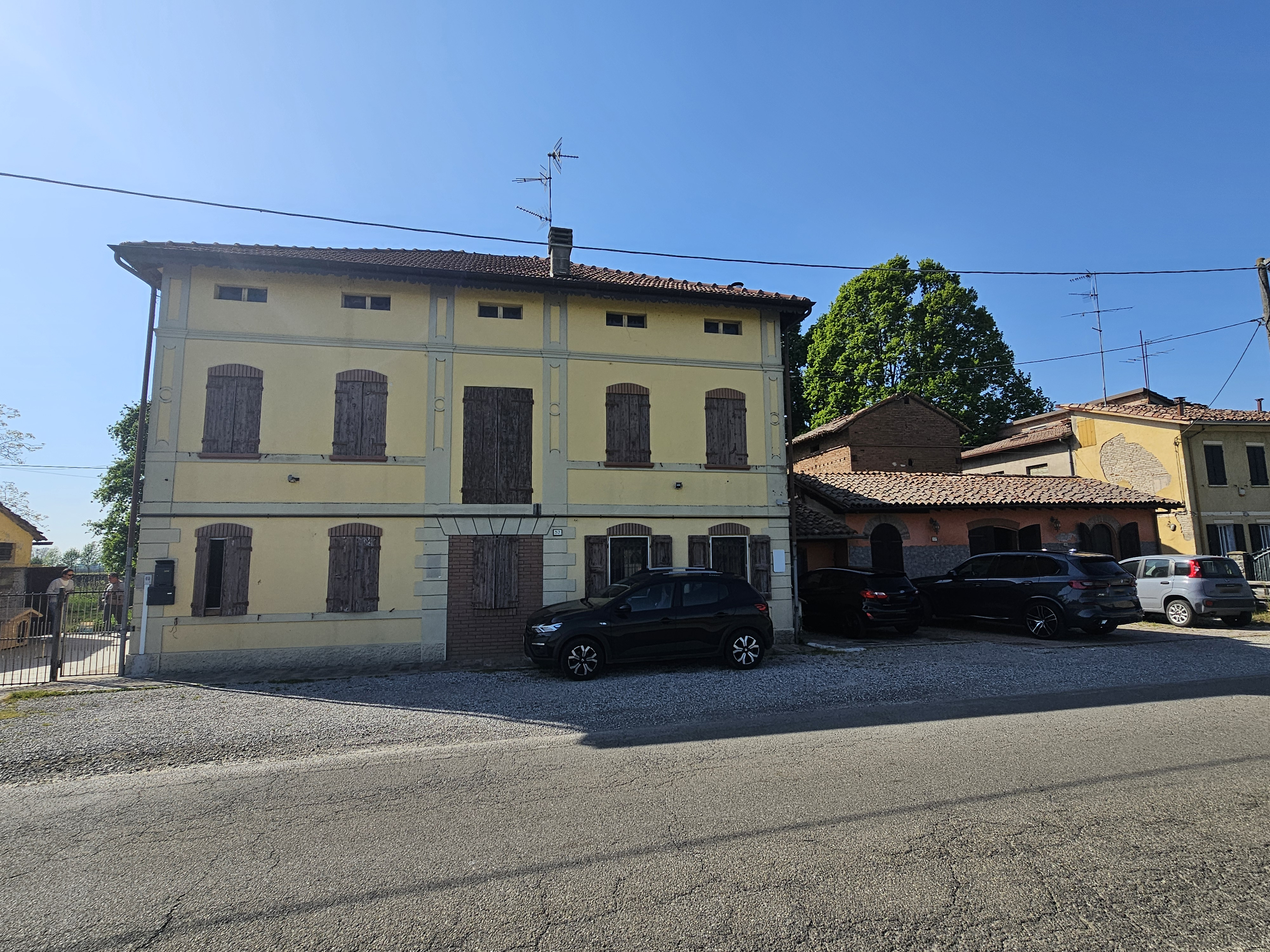 Fabbricato a Correggio, Reggio Emilia