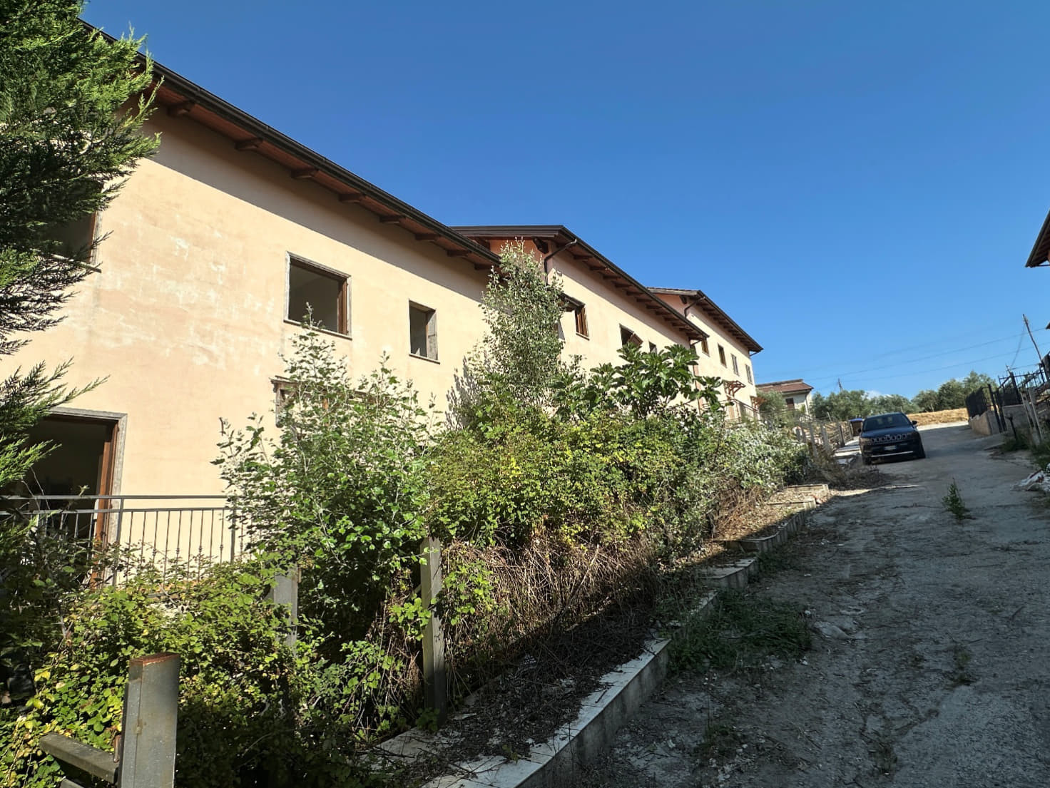 Edificio a destinazione particolare a Cerisano, Cosenza