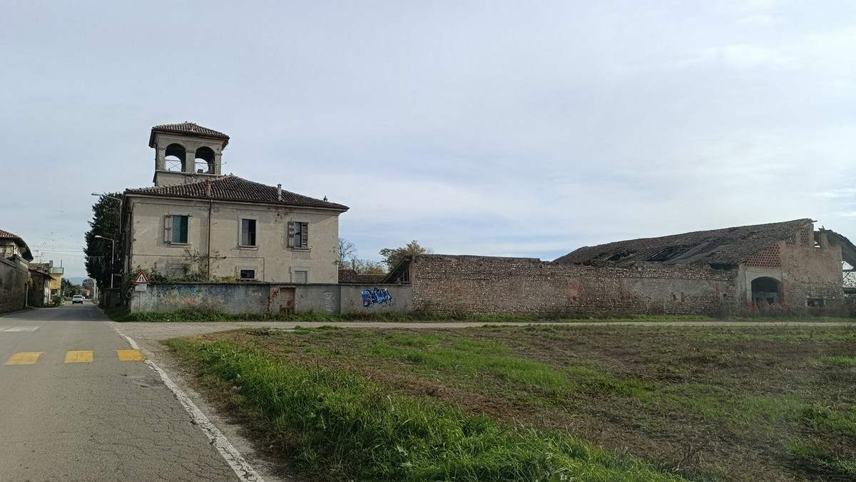 Stalla, scuderia o rimessa a Fara Gera d'Adda, Bergamo