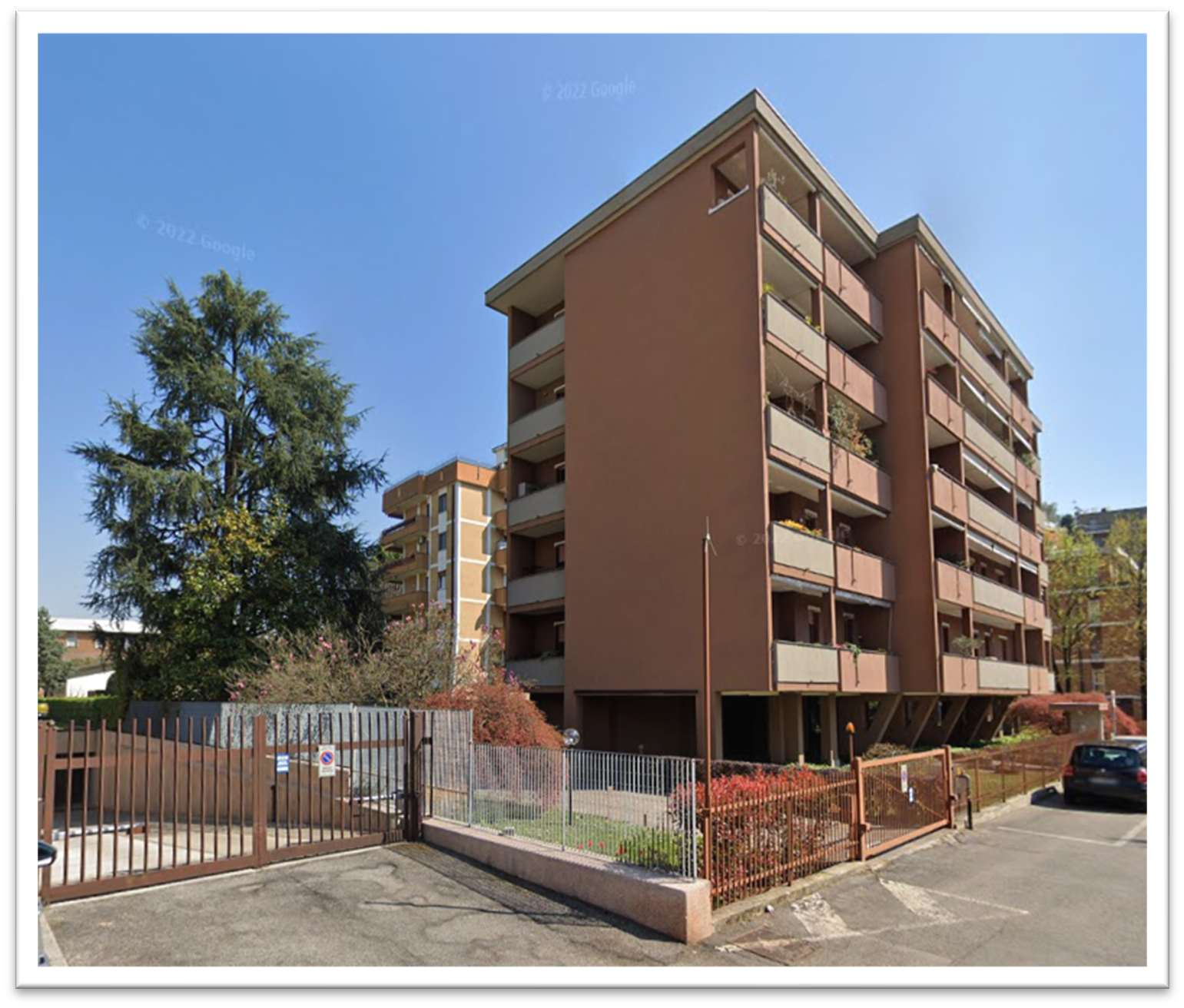 Garage o autorimessa a Vedano al Lambro, Monza e della Brianza
