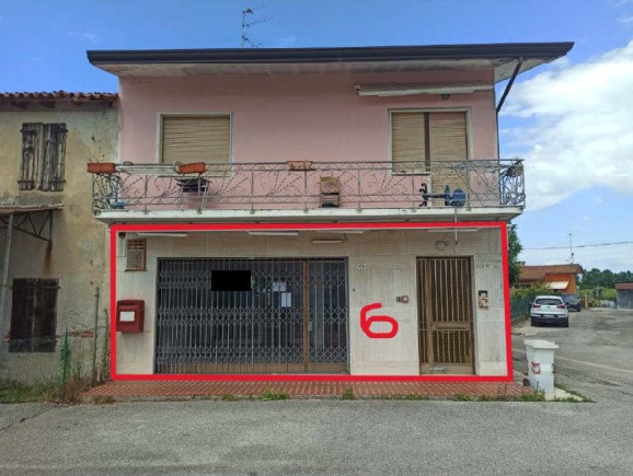 Negozio o bottega a Caorle, Venezia