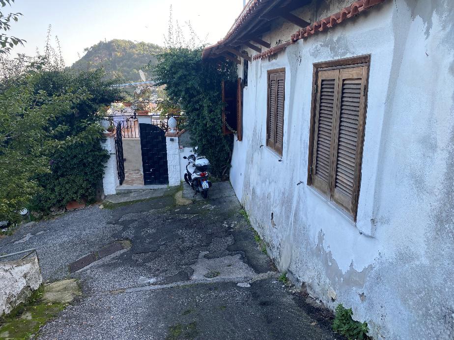 Abitazione civile a Casamicciola Terme, Napoli