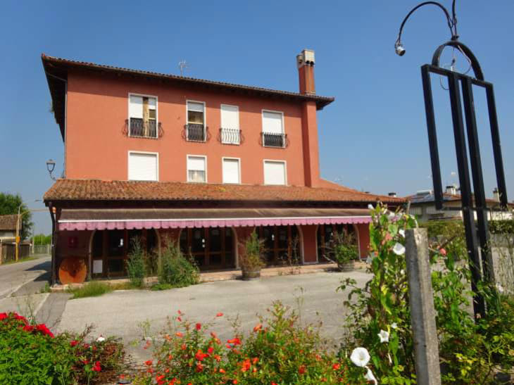 Negozio o bottega a Fossalta di Portogruaro, Venezia