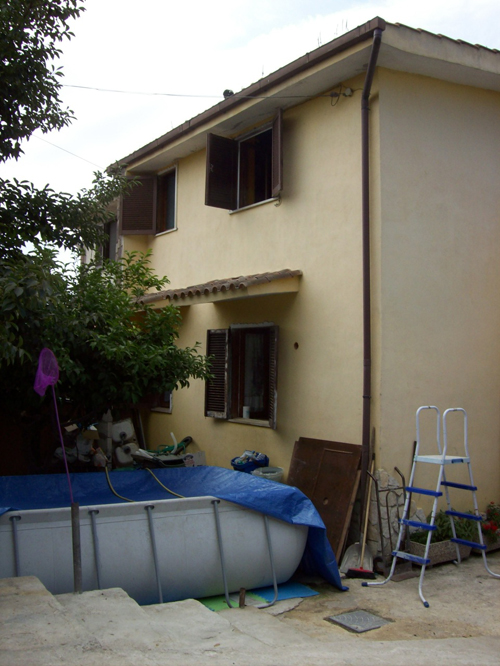 Villino a Aprilia, Latina