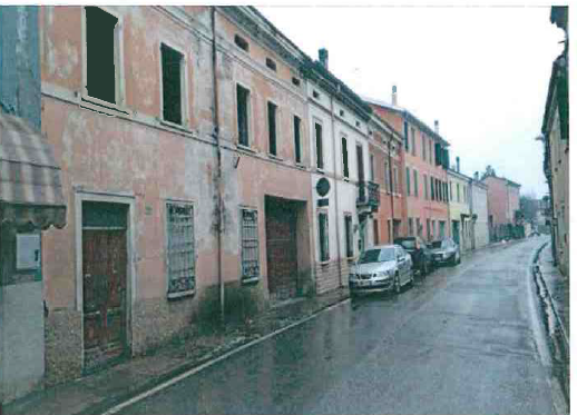 Fabbricato in costruzione a Viadana, Mantova