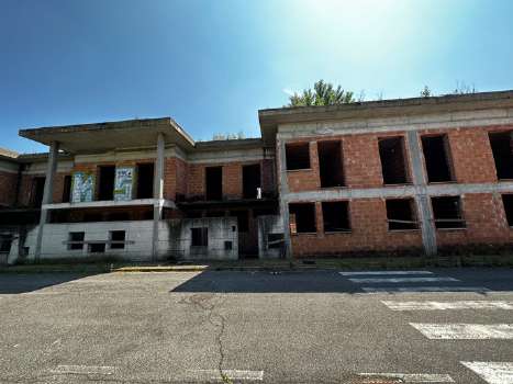 Fabbricato in costruzione a Rodigo, Mantova