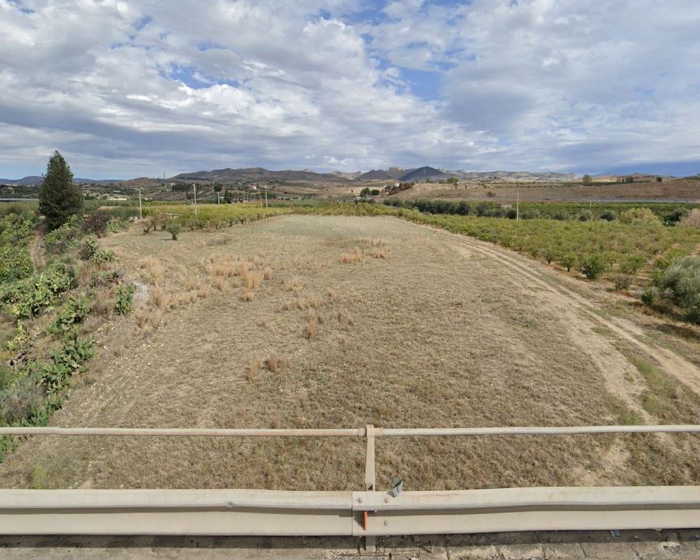 Terreno a Catenanuova, Enna