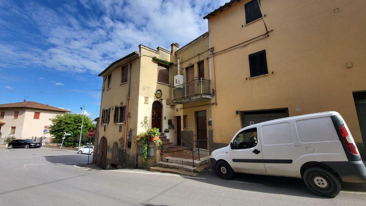 Abitazione economica a Chianciano Terme, Siena