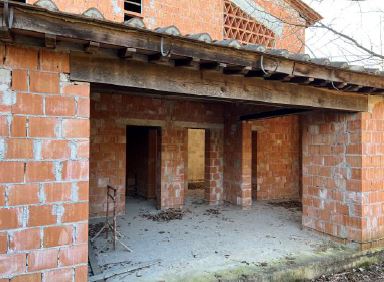 Fabbricato in costruzione a Palaia, Pisa