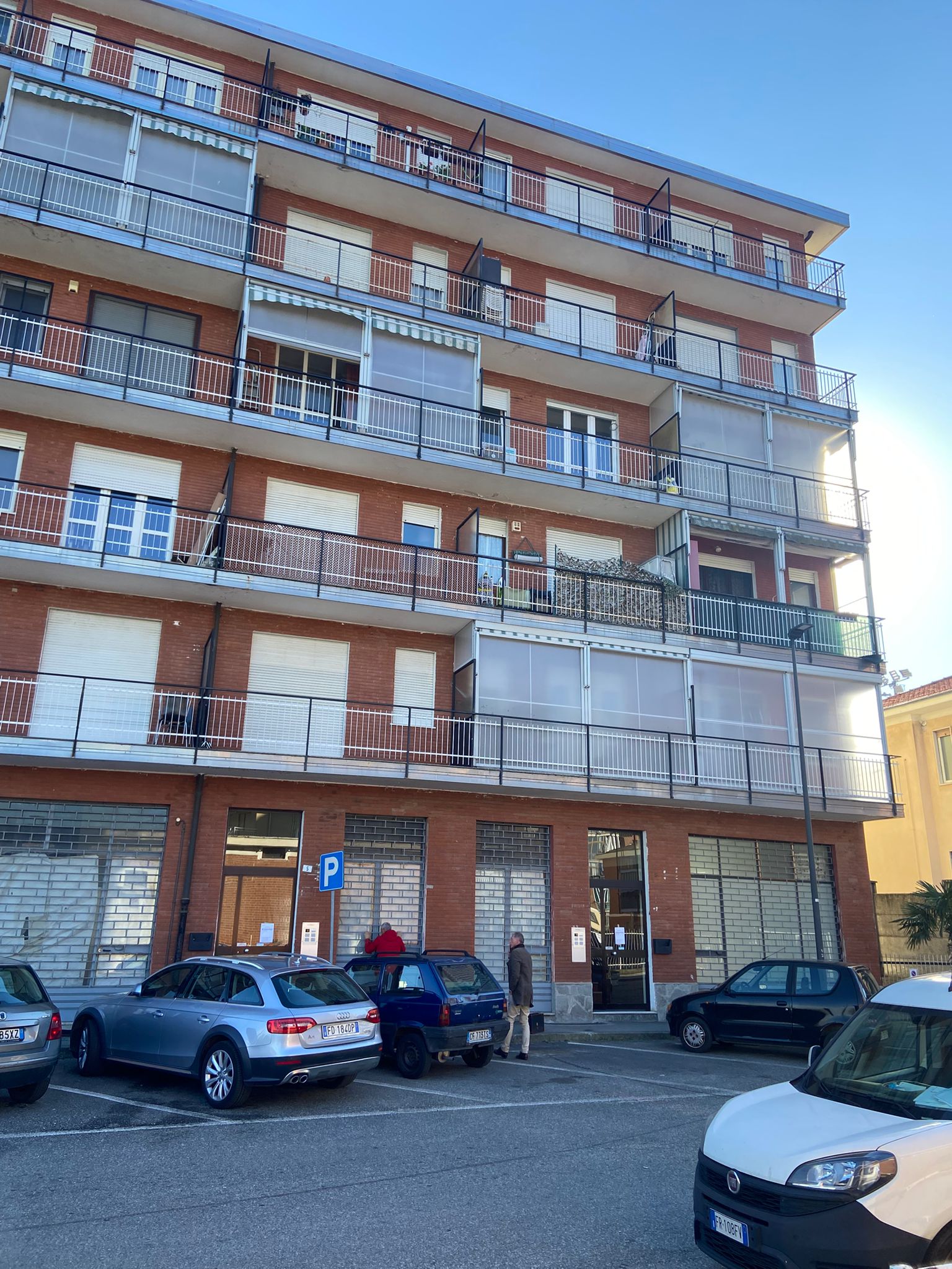 Negozio a Rivalta di Torino, Torino
