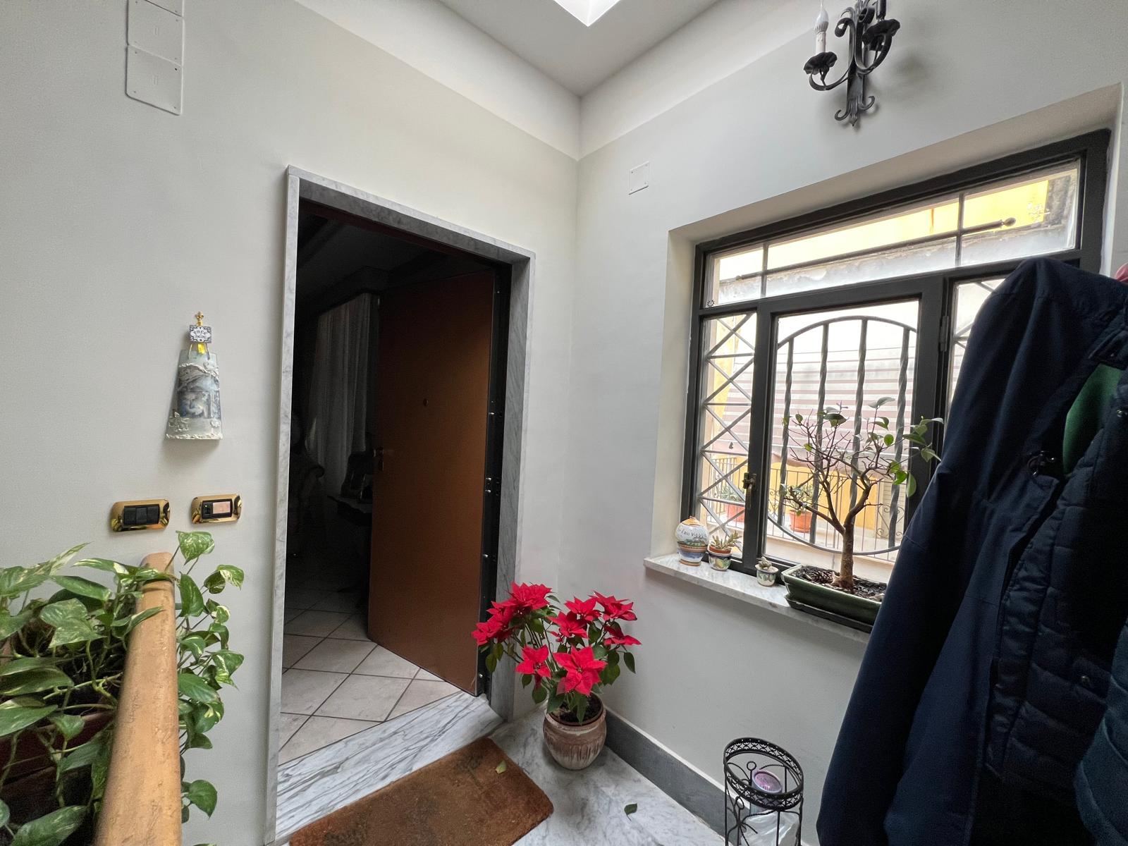 Abitazione economica a Sant'Anastasia, Napoli