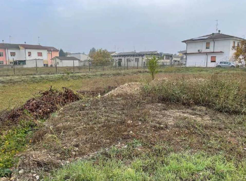 Terreno a Goito, Mantova