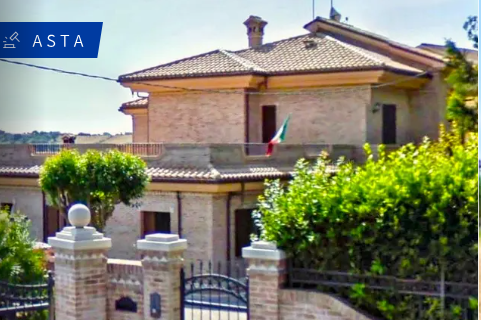 Abitazione economica a Cingoli, Macerata