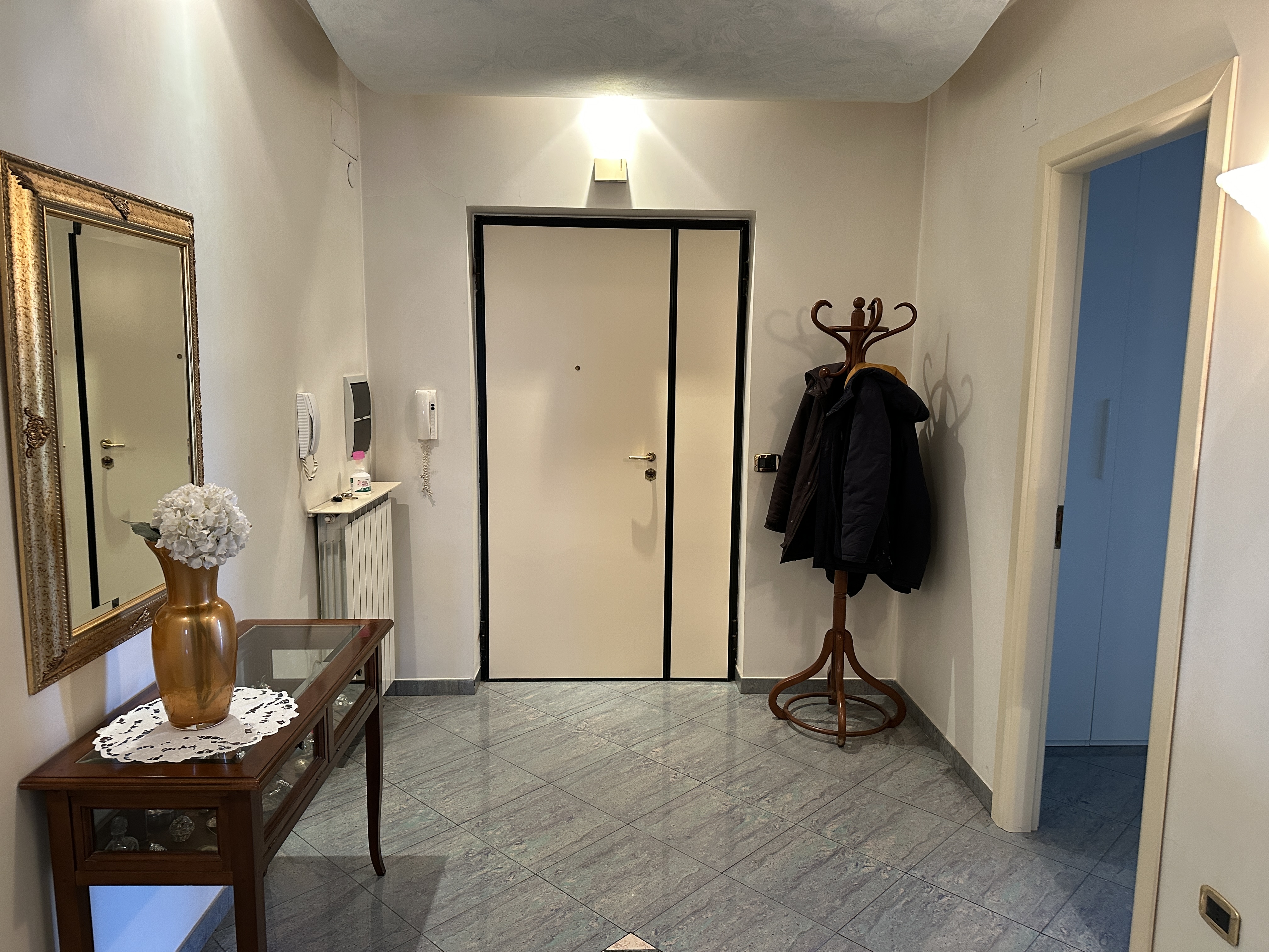 Appartamento a Corigliano-Rossano, Cosenza