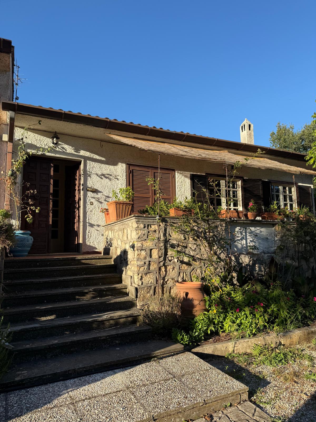 Villino a Sezze, Latina