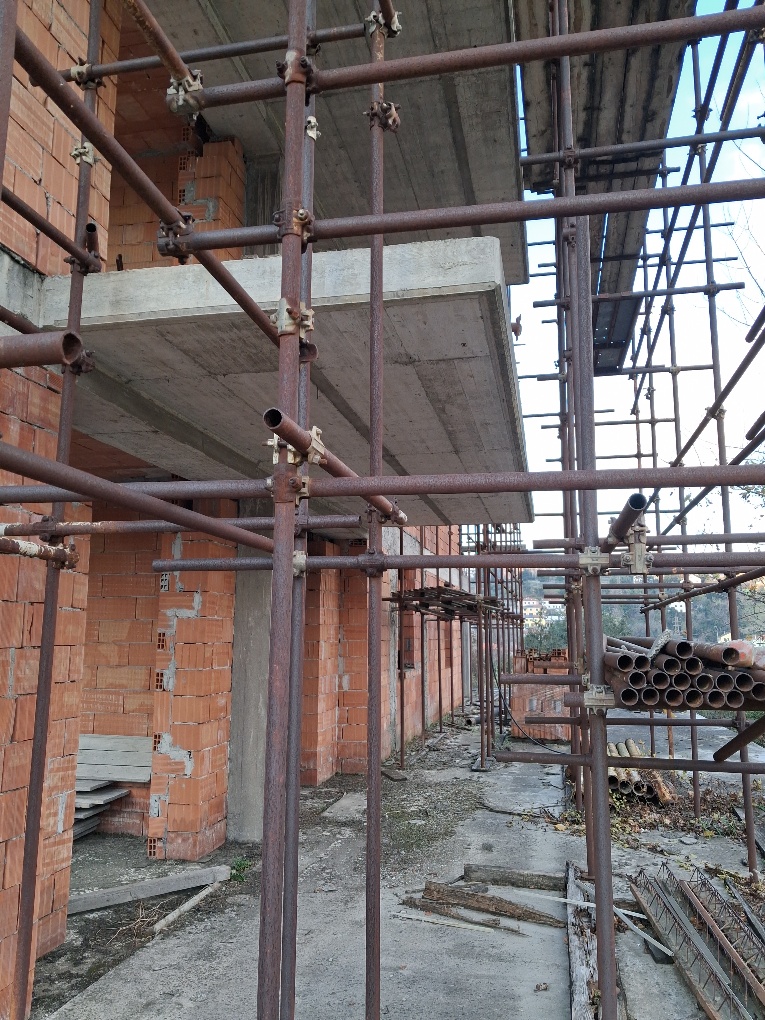 Fabbricato in costruzione a Mignanego, Genova