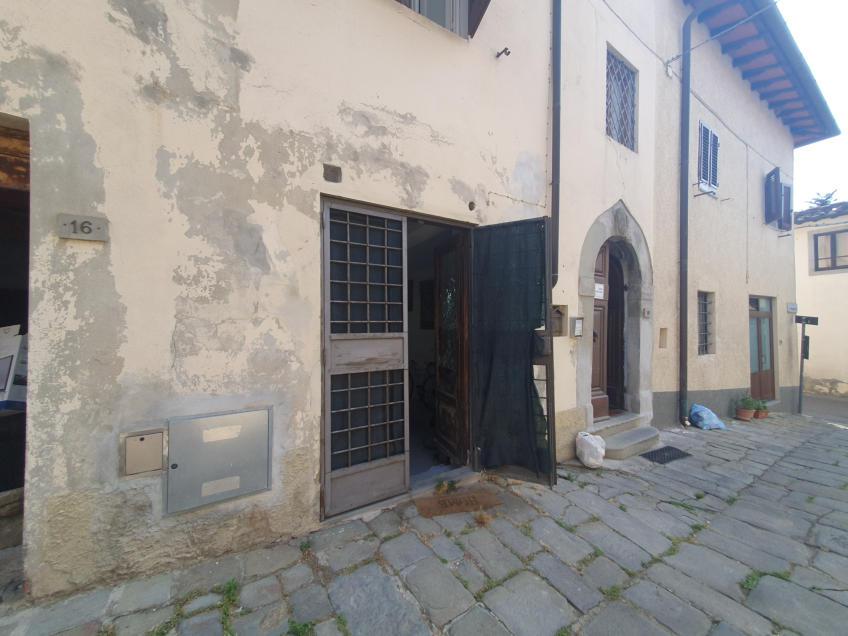 Appartamento a Reggello, Firenze