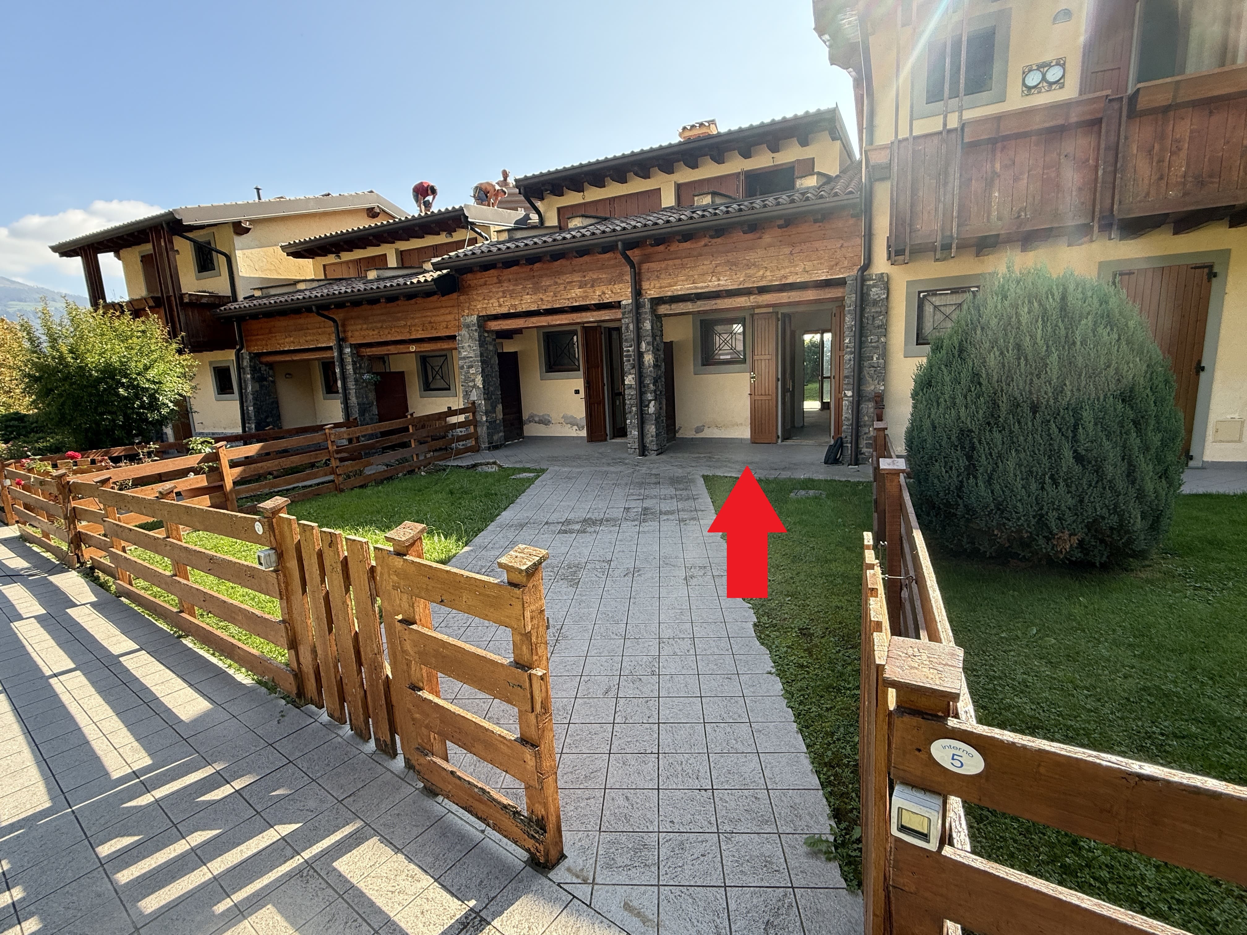 Fabbricato in costruzione a Sant'Omobono Terme, Bergamo