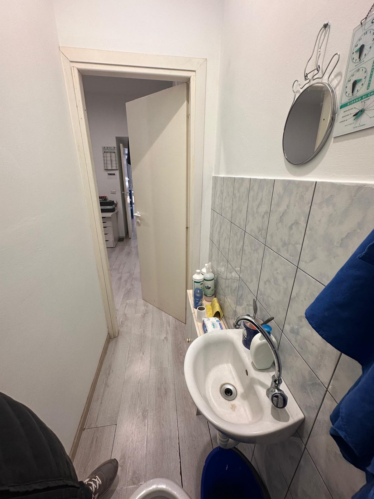 Negozio in Via via vanchiglia 41 a Torino — 40.000 € — asta giudiziaria — fotografia 2
