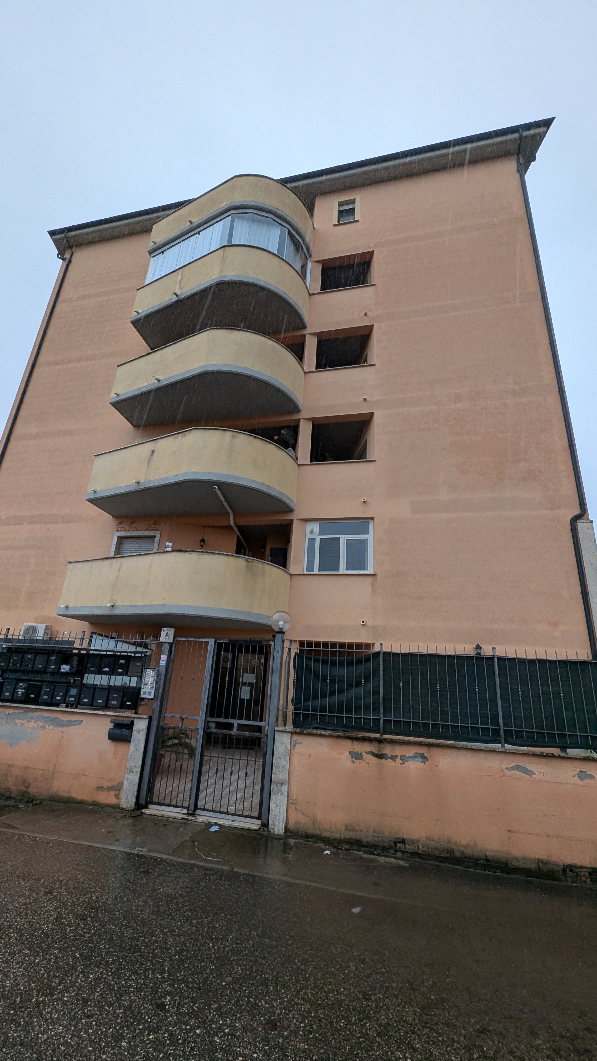 Abitazione civile a Guidonia Montecelio, Roma