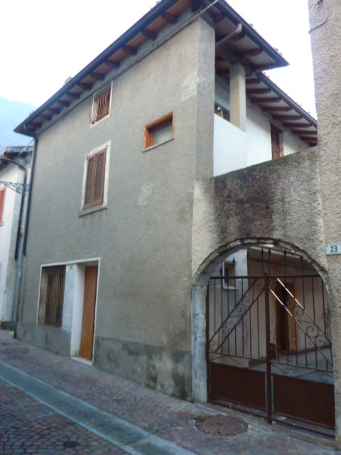 Abitazione popolare a Ranzanico, Bergamo