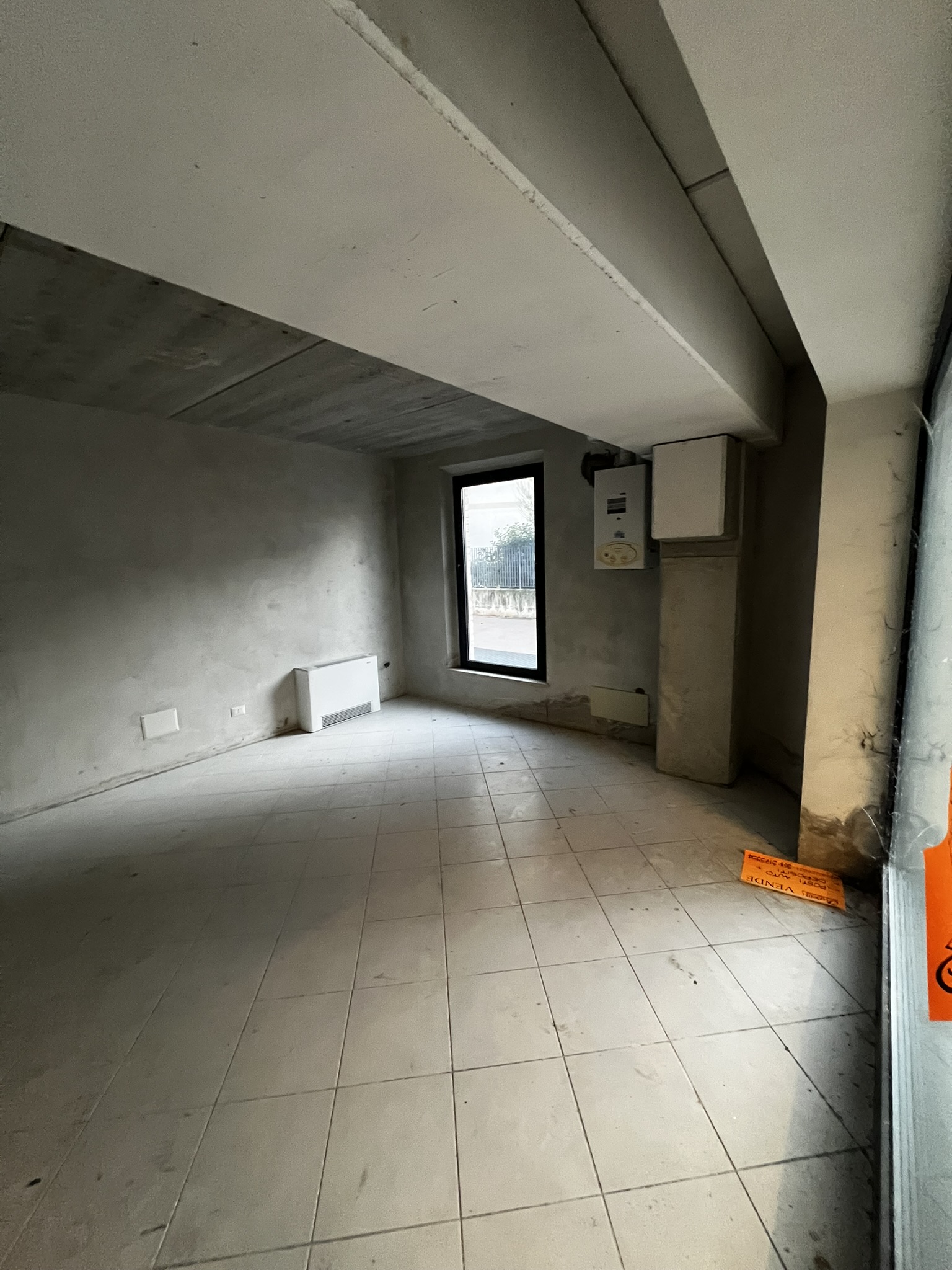 Negozio a Fermo — 73.125 € — asta giudiziaria — fotografia 3