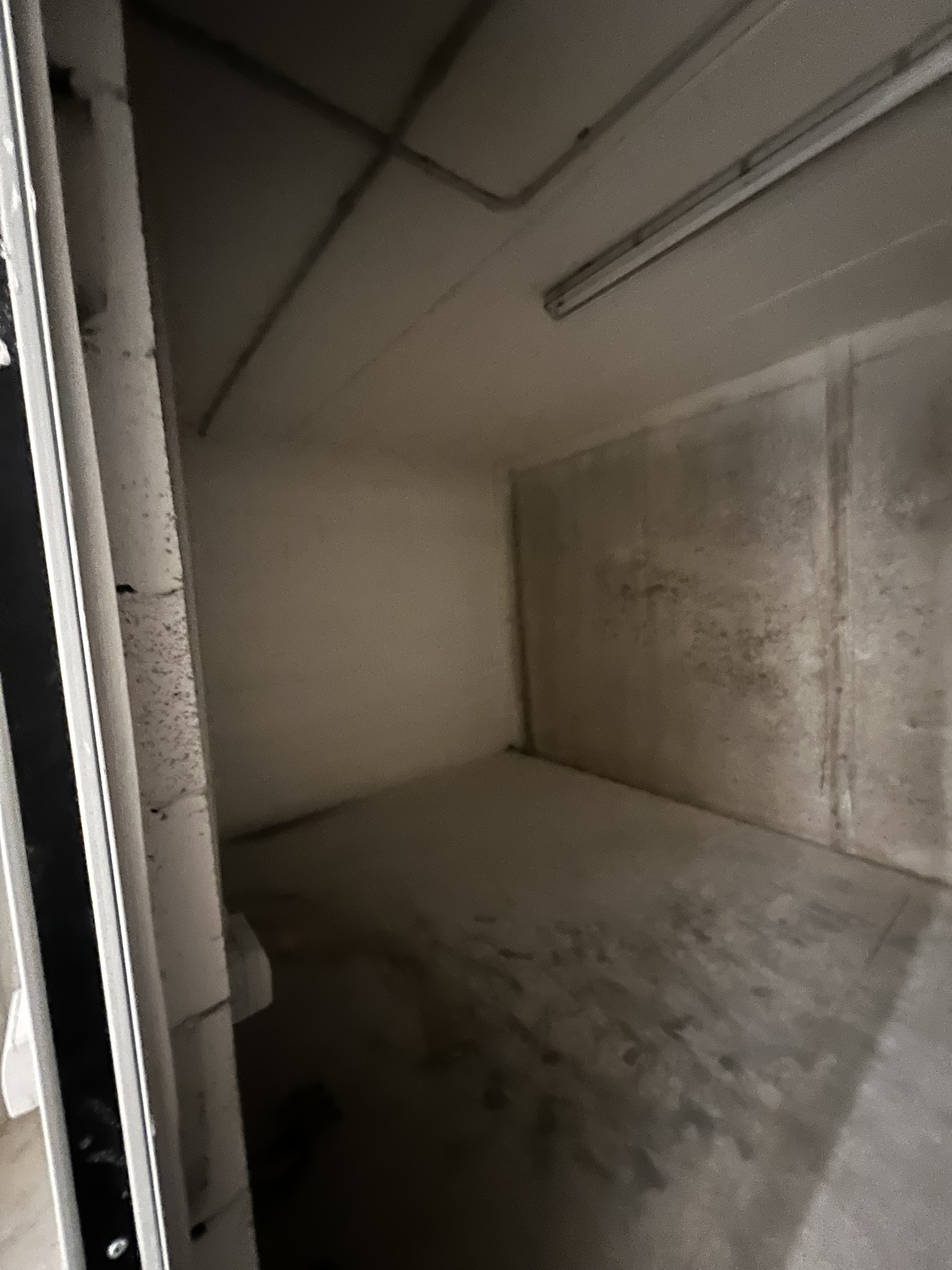 Magazzino o deposito a Fermo — 17.438 € — asta giudiziaria — fotografia 2