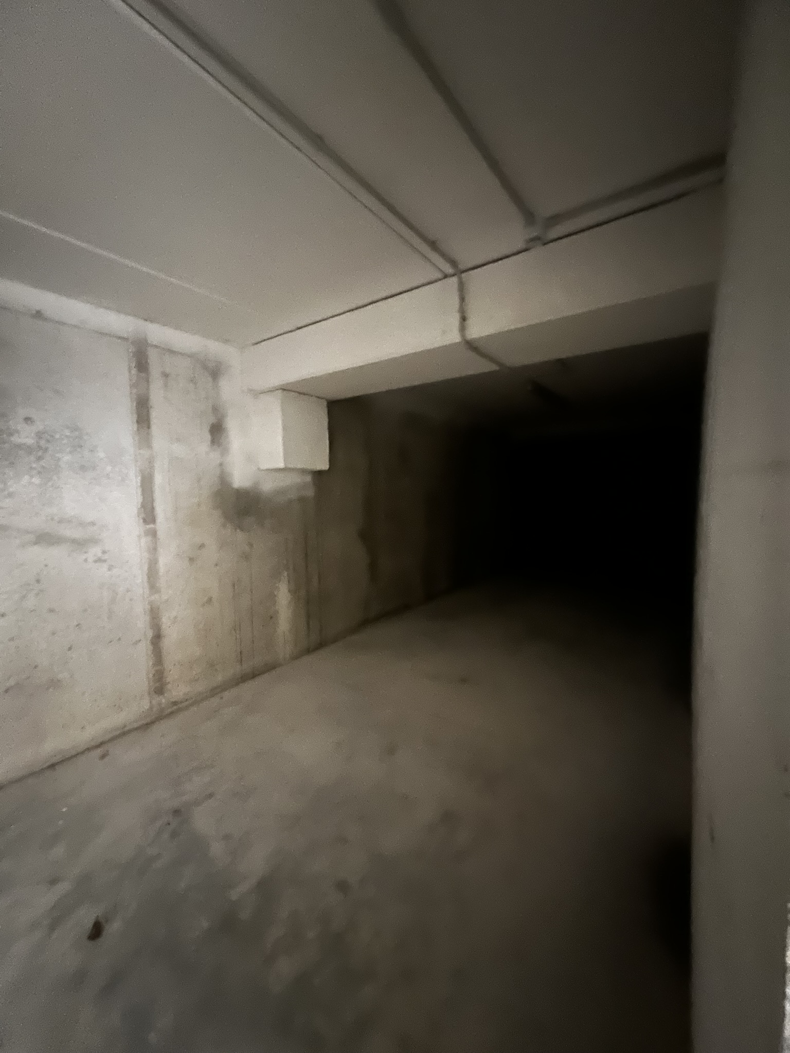 Magazzino o deposito a Fermo — 17.438 € — asta giudiziaria — fotografia 3
