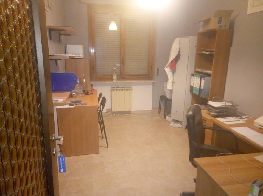 Laboratorio artigiano in Via Scuole Medie, 5, Scala C… a Carrù — asta giudiziaria — fotografia 4