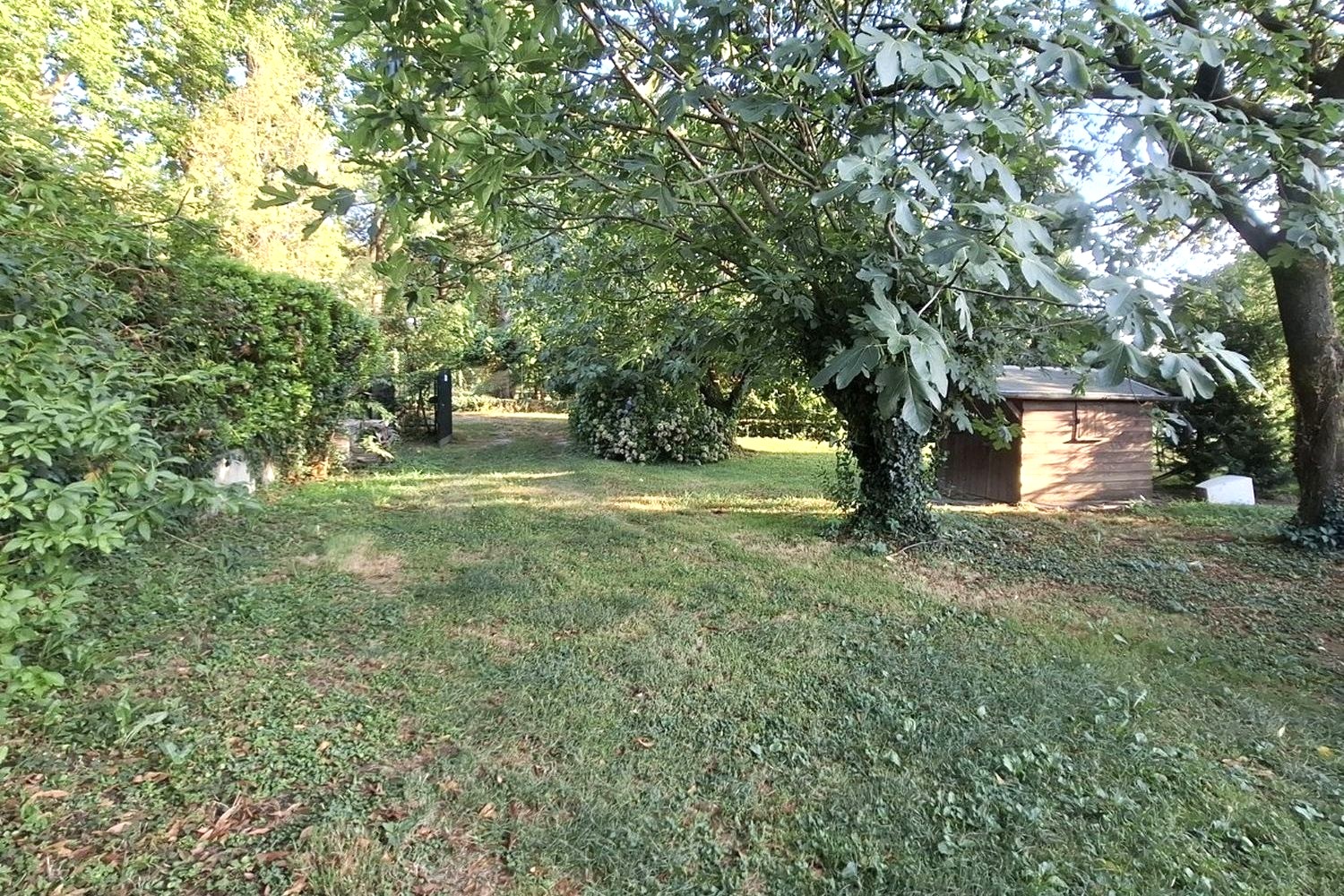 Terreno a Carnate, Monza e della Brianza
