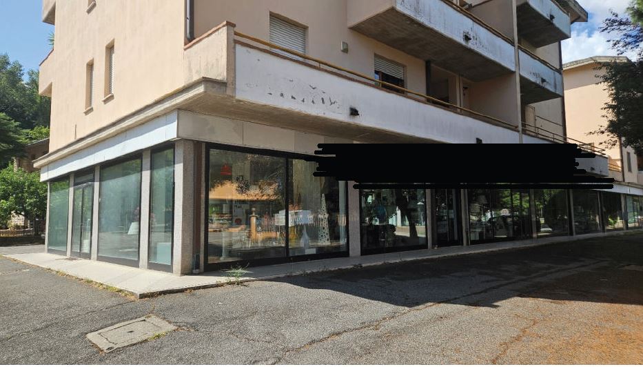 Negozio o bottega a Deruta, Perugia