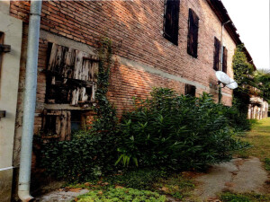 Magazzino o deposito in Via Xxviii -28- Aprile, snc a Vescovana — asta giudiziaria — fotografia 3