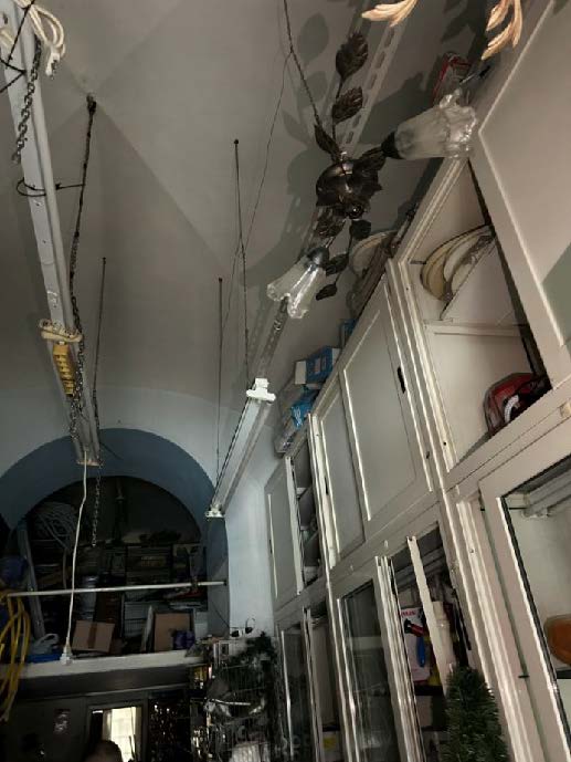 Negozio in Via Marco Aurelio Severino, 39 a Napoli — asta giudiziaria — fotografia 5